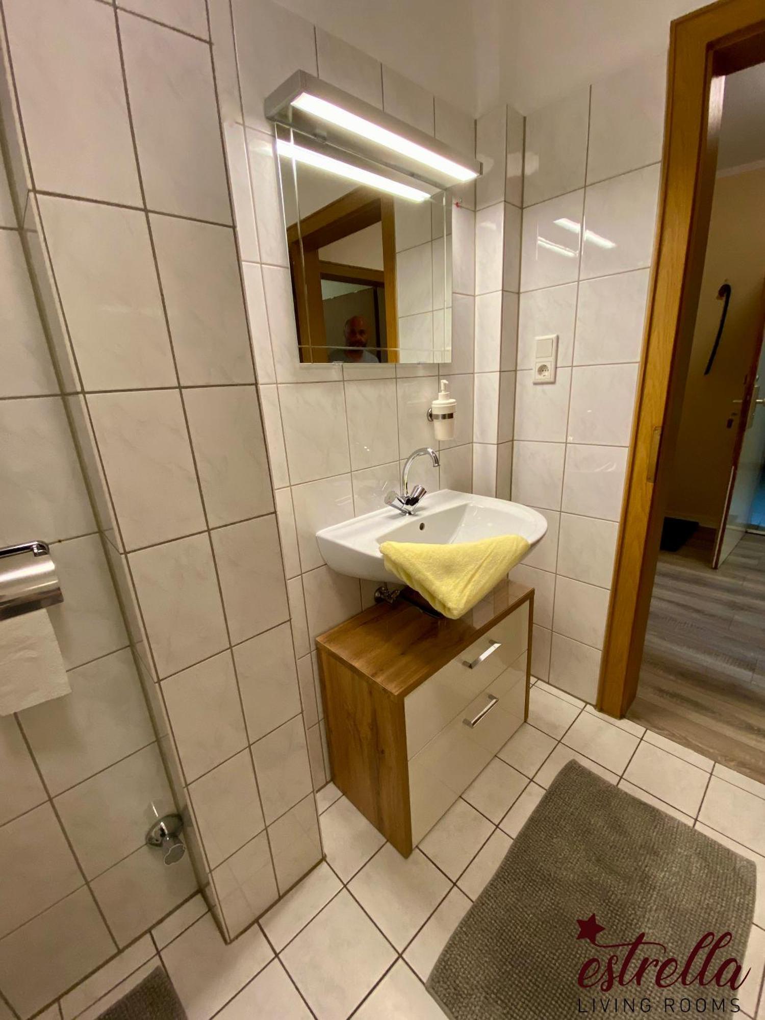 Estrella24 Living 87 Paris Apartment Herne